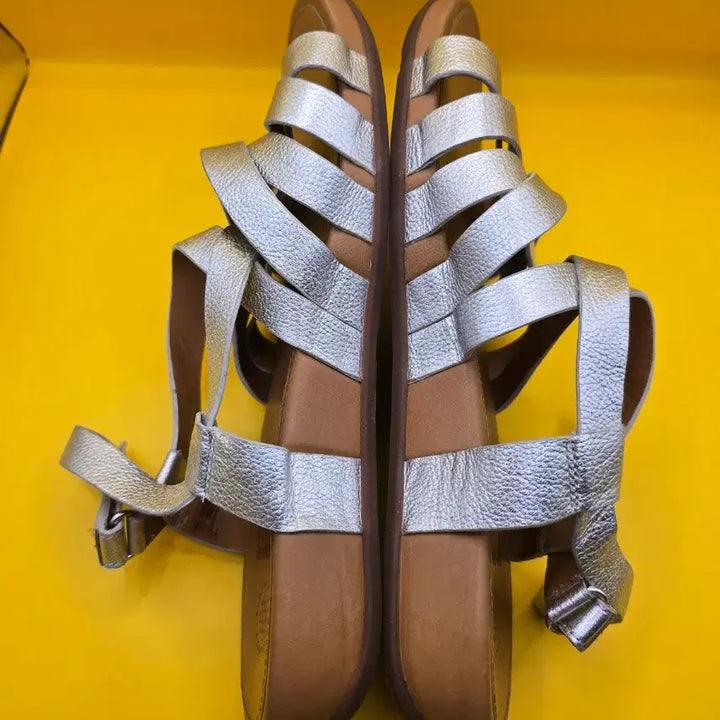 [BUNJANG] Fitflop Dash Leather Strap Sandals EU41 / 핏플랍 Dash 레더 스트랩 샌들 EU41 (255~260)