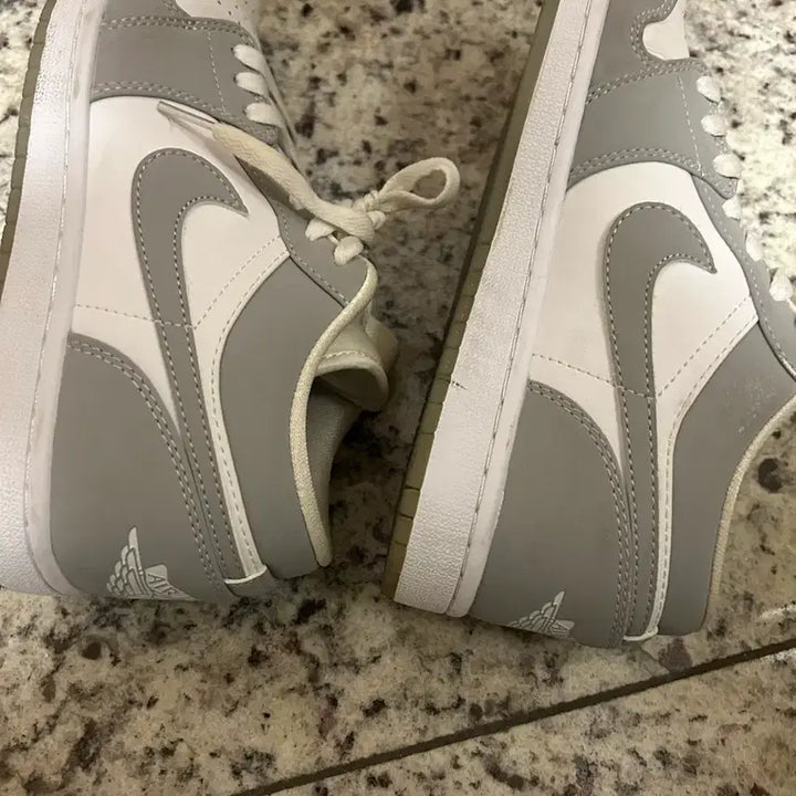[BUNJANG] Nike Air Jordan Wolf Gray Sneakers / 나이키 조던 에어조던 신발 울프 그레이 (정품)