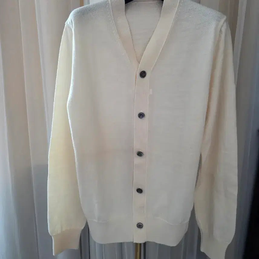 [BUNJANG] Comme des Garcons Ivory V-Neck Cardigan / 꼼데가르송 아이보리색 브이넥 공용 가디건