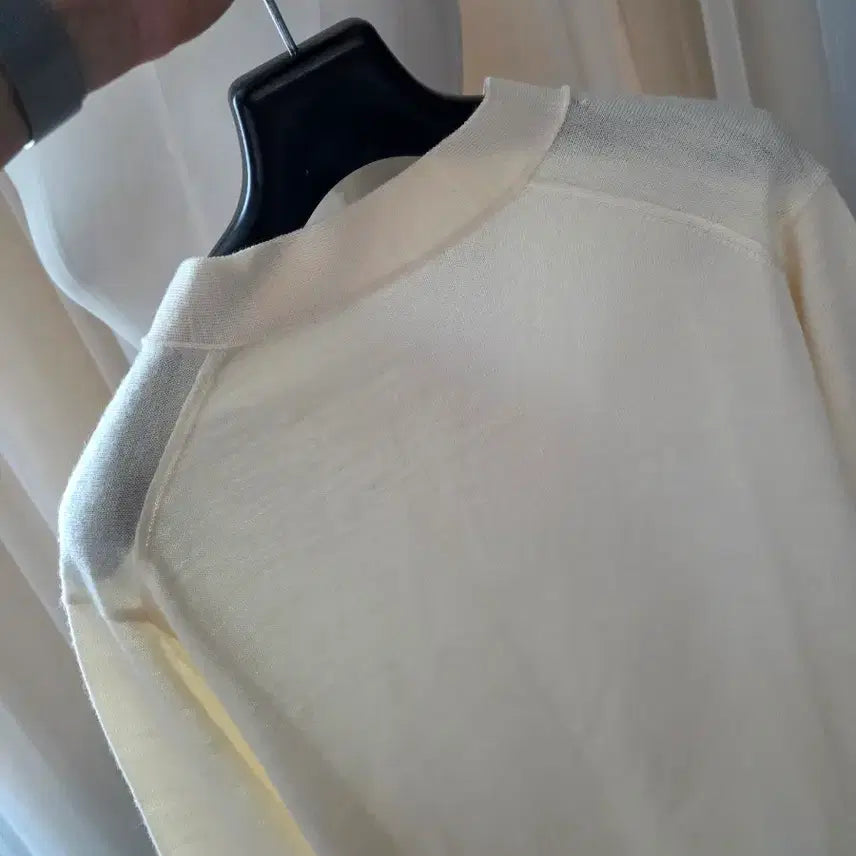 [BUNJANG] Comme des Garcons Ivory V-Neck Cardigan / 꼼데가르송 아이보리색 브이넥 공용 가디건