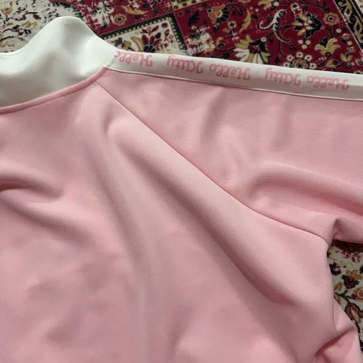 [BUNJANG] Hello Kitty Short-Sleeve Zip-Up / 헬로키티 반팔 집업
