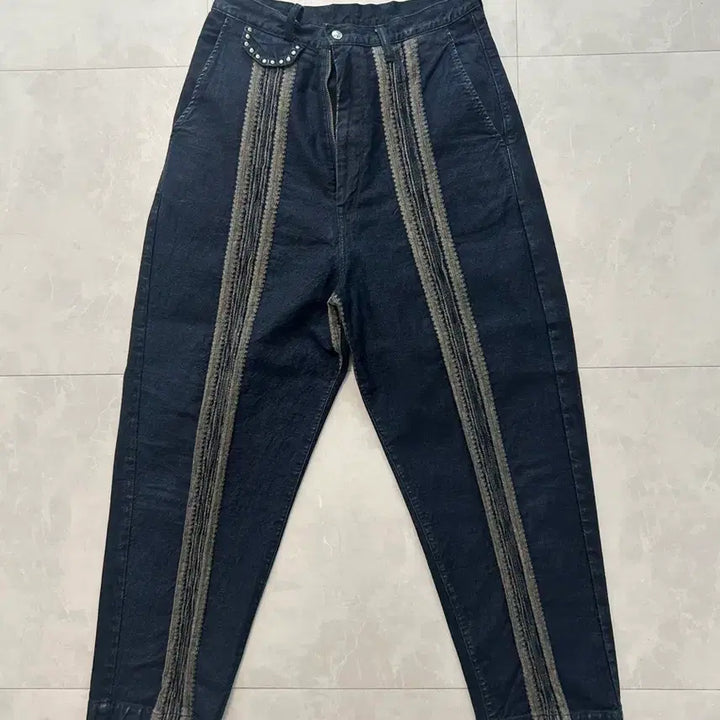 [SOLD OUT] 캐피탈 야가수리 데님팬츠 인디고
