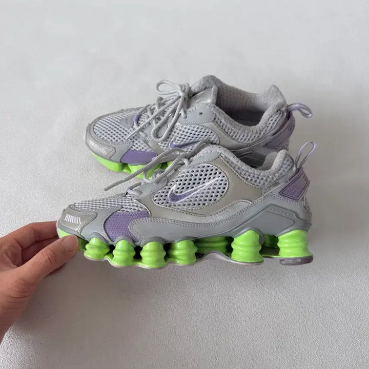 [BUNJANG] Nike Shox Nova Sneakers / [240]나이키(NIKE) 샥스 노바