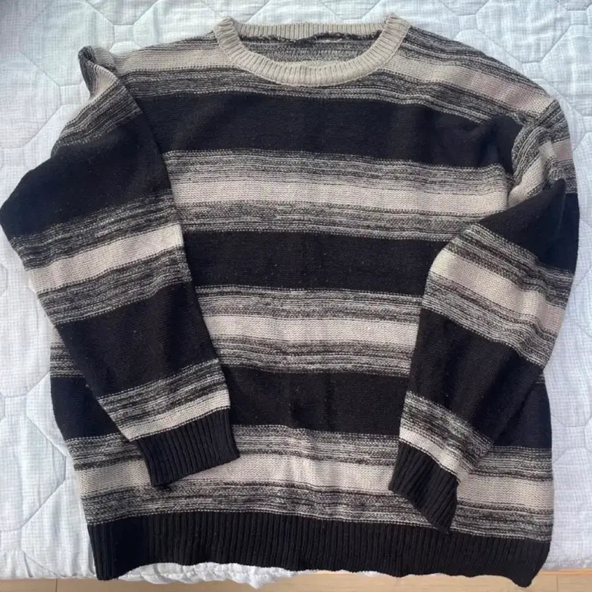 [BUNJANG] Striped Knit Sweater / 스트라이프 니트 스웨터
