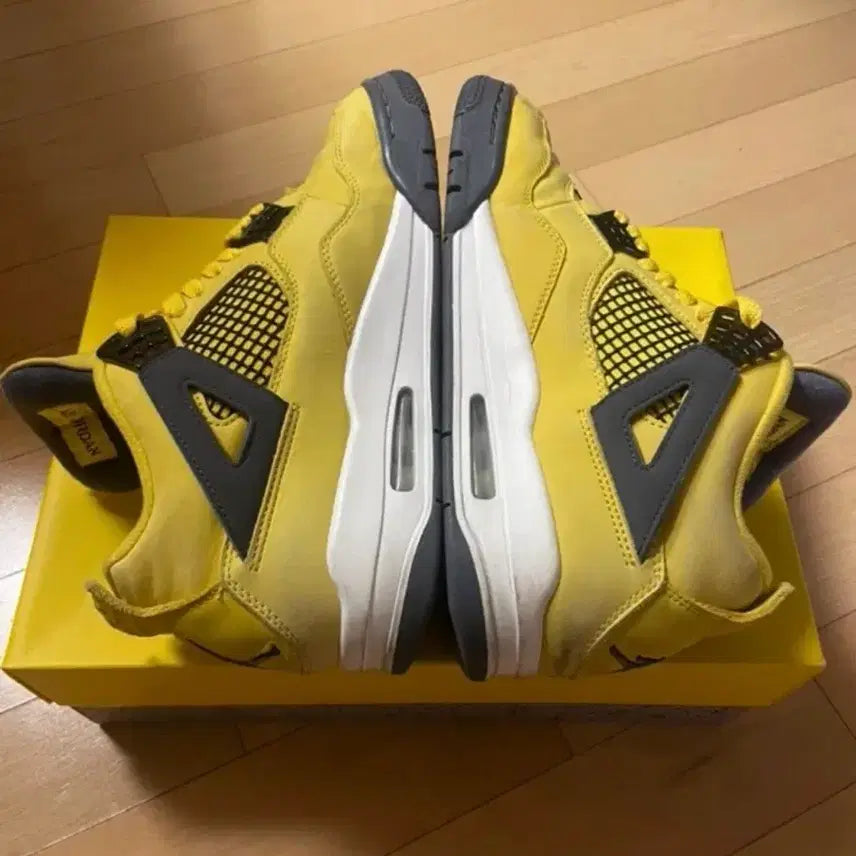 [BUNJANG] Nike Air Jordan 4 Retro &