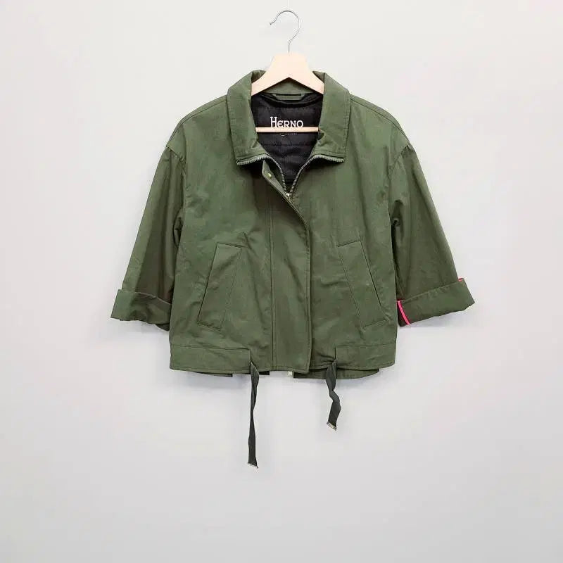[BUNJANG] Herno Olive Green Crop Jacket / 정품 에르노(Herno) 여성 크롭 자켓  38사이즈 (올리브 그린)