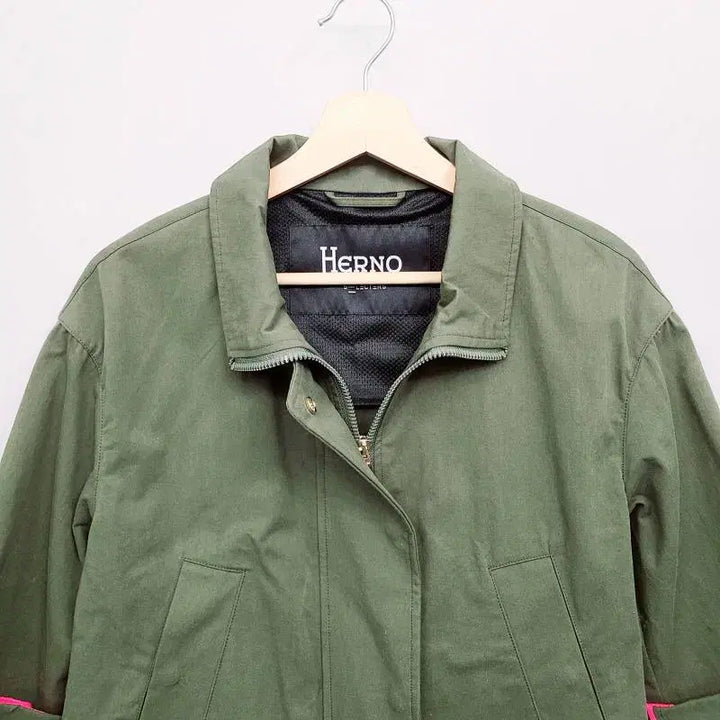 [BUNJANG] Herno Olive Green Crop Jacket / 정품 에르노(Herno) 여성 크롭 자켓  38사이즈 (올리브 그린)