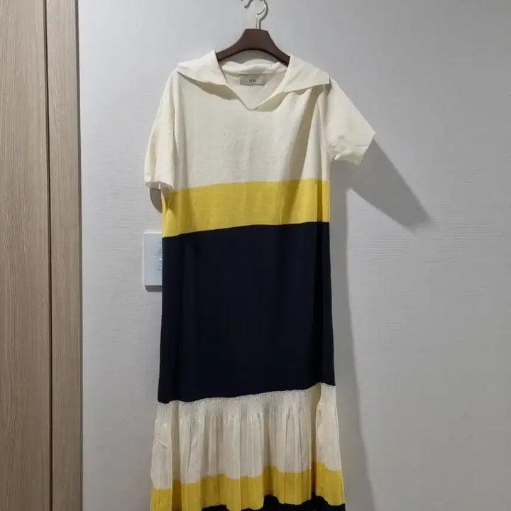 [SOLD OUT] JJ지고트 니트 플리츠 롱 원피스 FREE