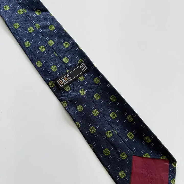 [BUNJANG] Daks Silk Tie / 닥스(Daks) 실크 넥타이 9.5cm