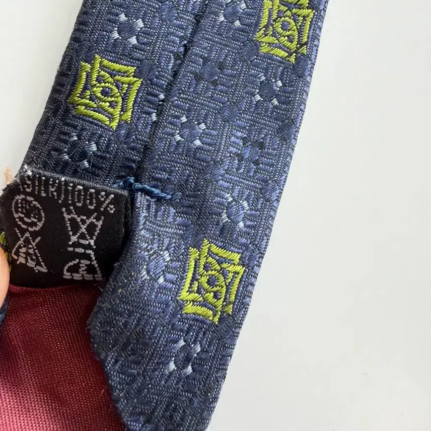 [BUNJANG] Daks Silk Tie / 닥스(Daks) 실크 넥타이 9.5cm