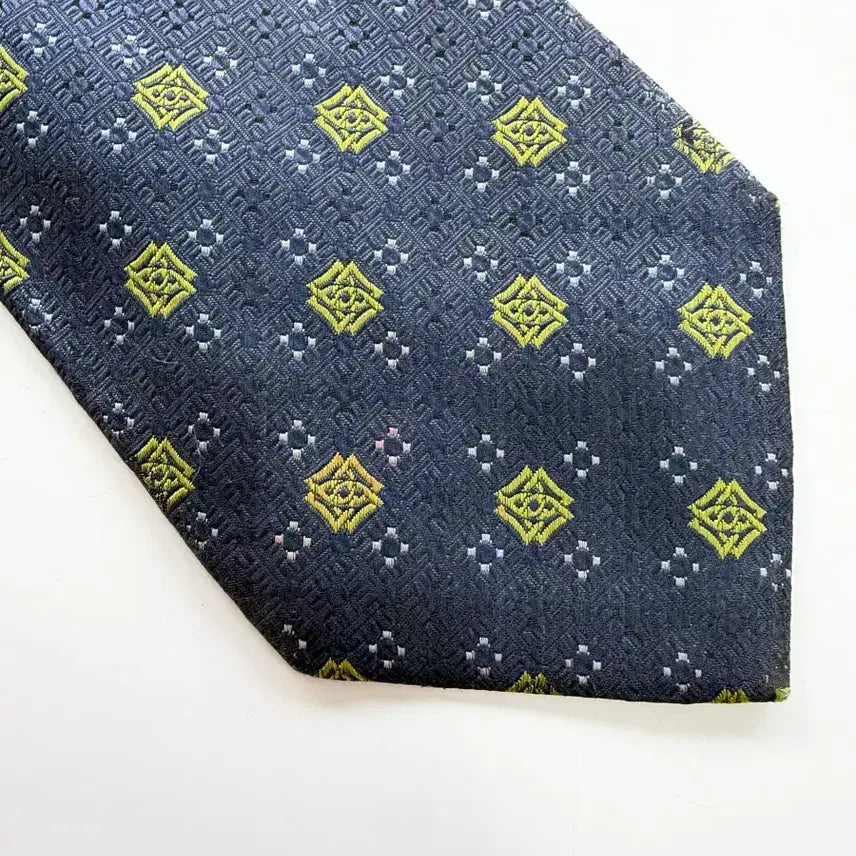 [BUNJANG] Daks Silk Tie / 닥스(Daks) 실크 넥타이 9.5cm