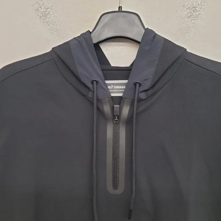 [SOLD OUT] [100/L] SIEG 지이크 트레이닝 아노락
