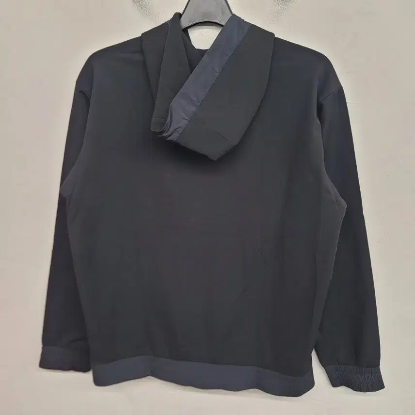 [SOLD OUT] [100/L] SIEG 지이크 트레이닝 아노락