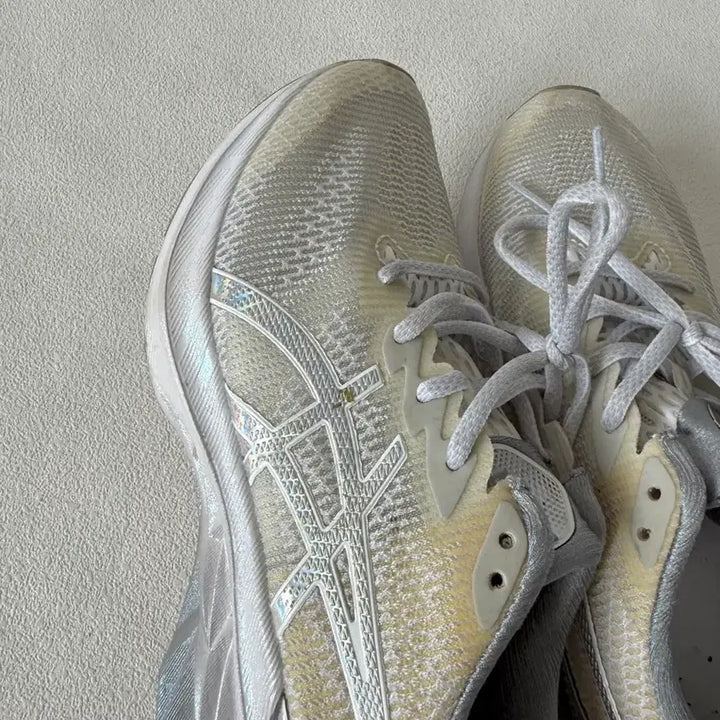 [SOLD OUT] [245]아식스(asics) 노바블라스트2 런닝화