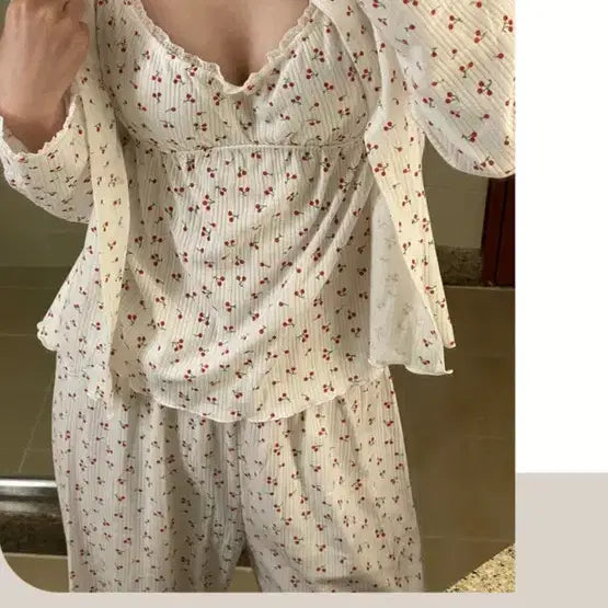 [BUNJANG] Cherry Pajama Set with Lace Trim / 체리 파자마 쓰리피스 투피스 캡내장 나시 슬리브리스 탑 프릴 레이스 잠옷