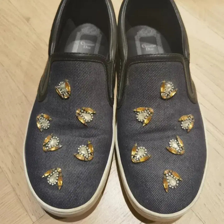 [BUNJANG] Dior Bee Denim Slip-on Sneakers / 디올 꿀벌 장식 데님 슬립온 스니커즈37정품37.5