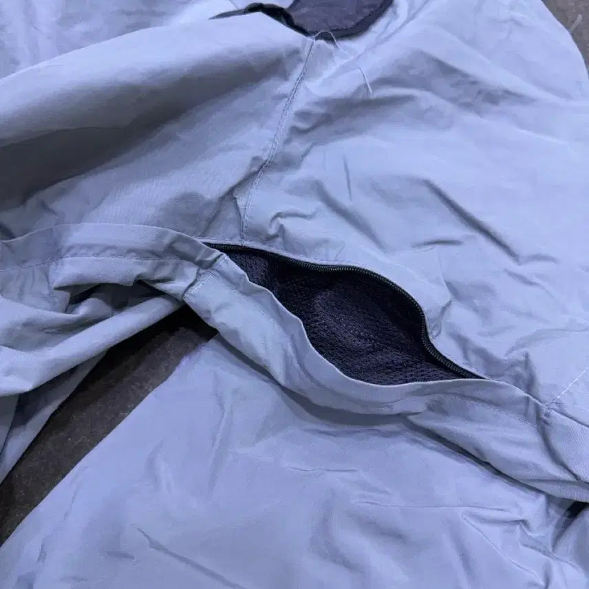 [BUNJANG] U.S. Army IPFU Windbreaker Jacket (M) / 미군 U.S ARMY IPFU 비람막이 잠퍼 자켓 M 레귤러핏