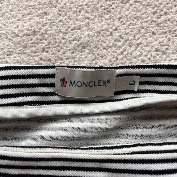 [BUNJANG] Moncler Striped Long Sleeve Dress / 몽클레어 스트라이프 긴팔 원피스