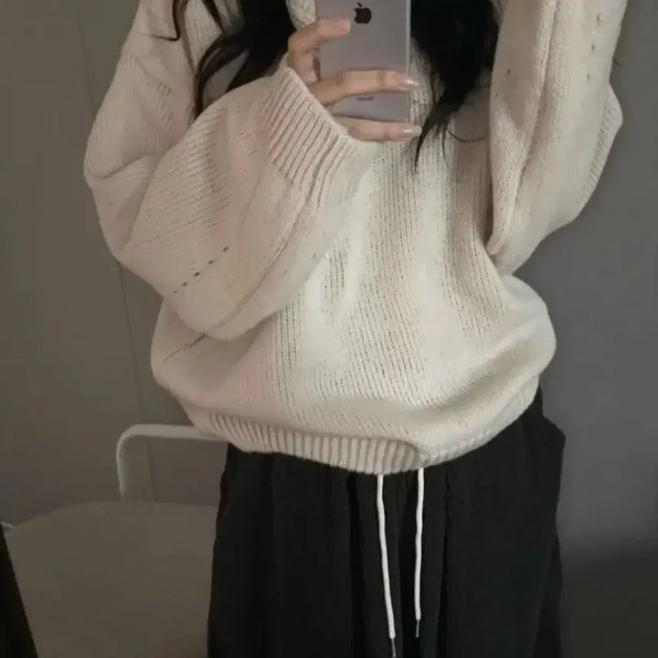 [BUNJANG] V-Neck Cream Knit Sweater / 크림 브이넥 니트