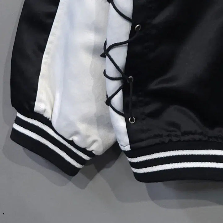[BUNJANG] Unique Skull Embroidery Souvenir Jacket / (데미지 할인)유니크 스카잔 봄 자켓입니다.