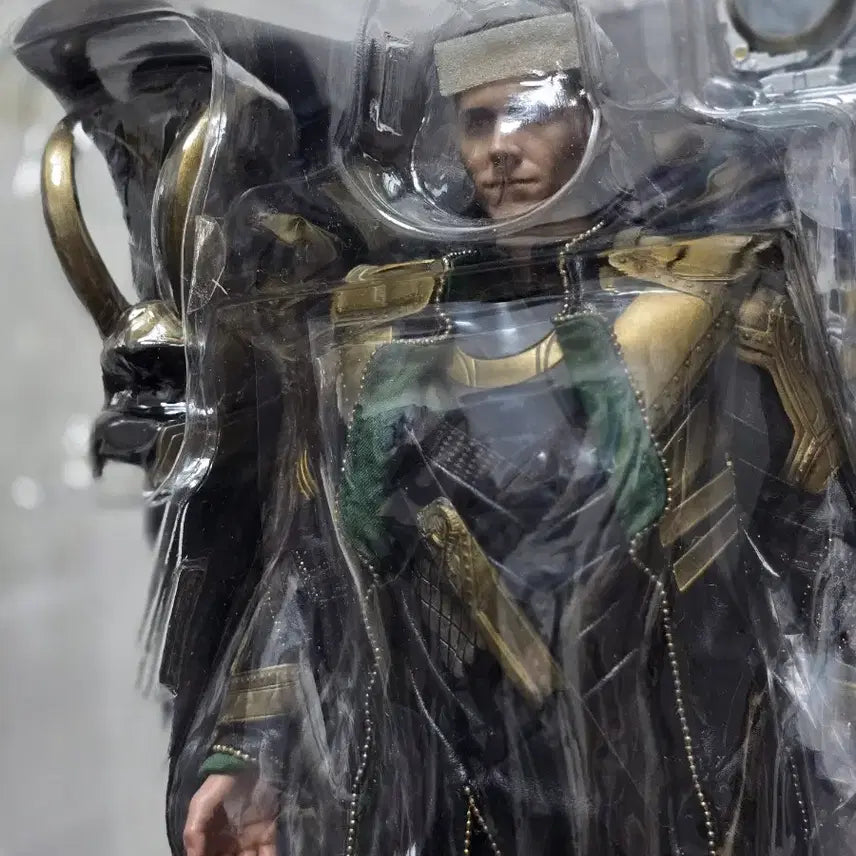 [BUNJANG] Hot Toys Avengers 1 Loki Figure / 핫토이 어벤저스1 로키 피규어