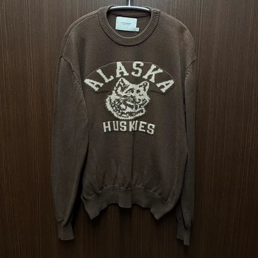 [BUNJANG] Outstanding Round Knit Sweater Size 2 / 아웃스탠딩 라운드 니트 2 사이즈