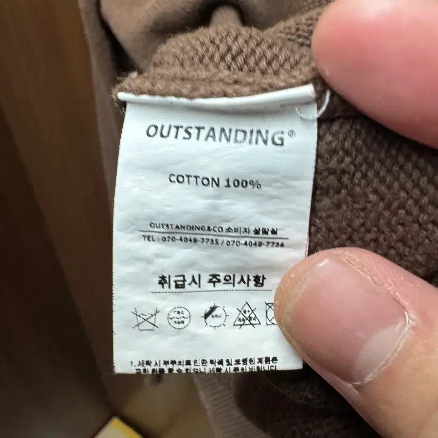 [BUNJANG] Outstanding Round Knit Sweater Size 2 / 아웃스탠딩 라운드 니트 2 사이즈
