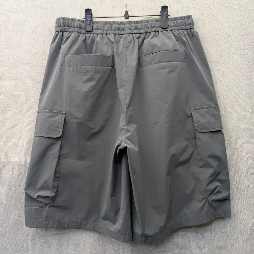 [SOLD OUT] 자라 그레이 카고 반바지 남성용