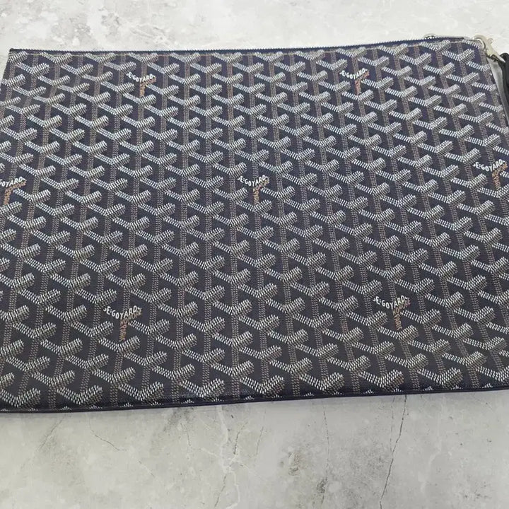 [BUNJANG] Goyard Blue Marine Clutch Bag GM / 고야드 블루 마린 클러치백 GM 판매