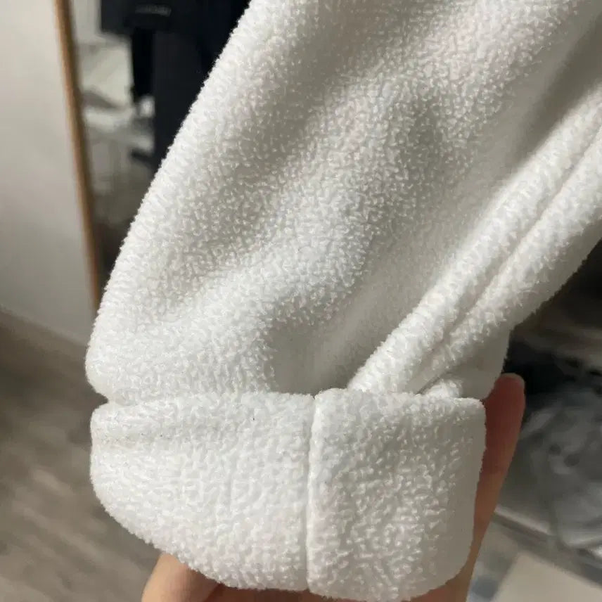 [BUNJANG] aeae Fleece Hoodie (White) / aeae 후드티