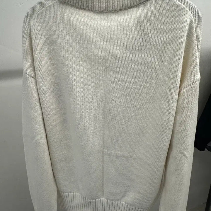 [BUNJANG] AMI Intarsia Big Logo Cardigan (Ivory) - M / 아미 인타르시아 빅로고 가디건 m