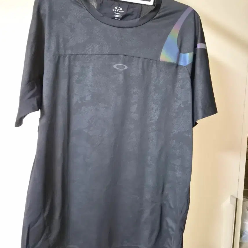 [BUNJANG] Oakley Japan Enhance Tech Cold Performance Short Sleeve T-Shirt XL / 오클리 재팬 인핸스 테크 콜드 기능성 반팔 XL