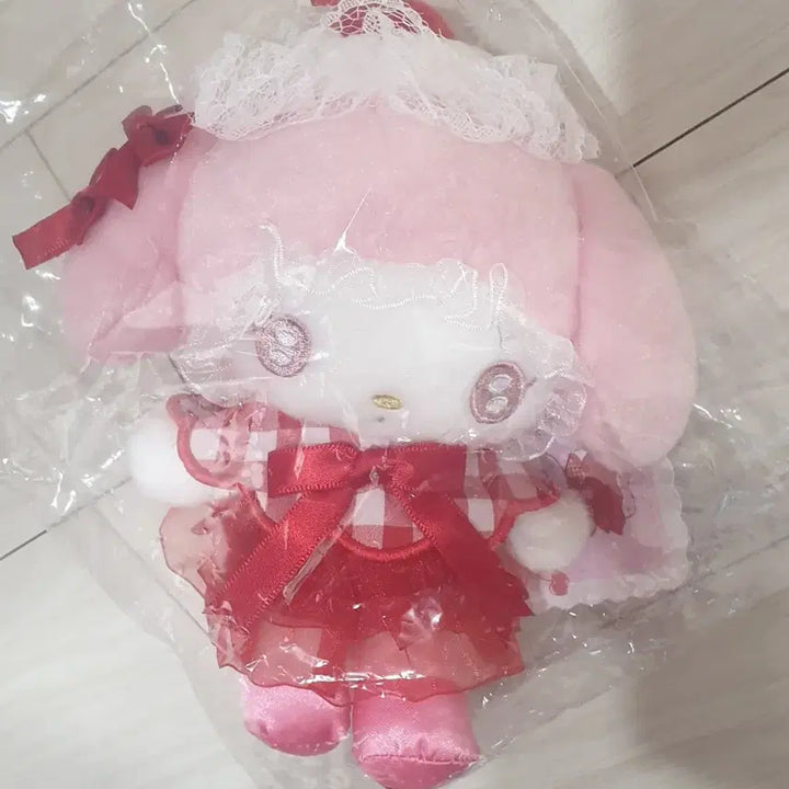 [BUNJANG] Sanrio My Melody Show By Chance Cherry Mascot Keychain Plush / 산리오 마이멜로디 마멜 쇼비도 체리 마스코트 키링 인형