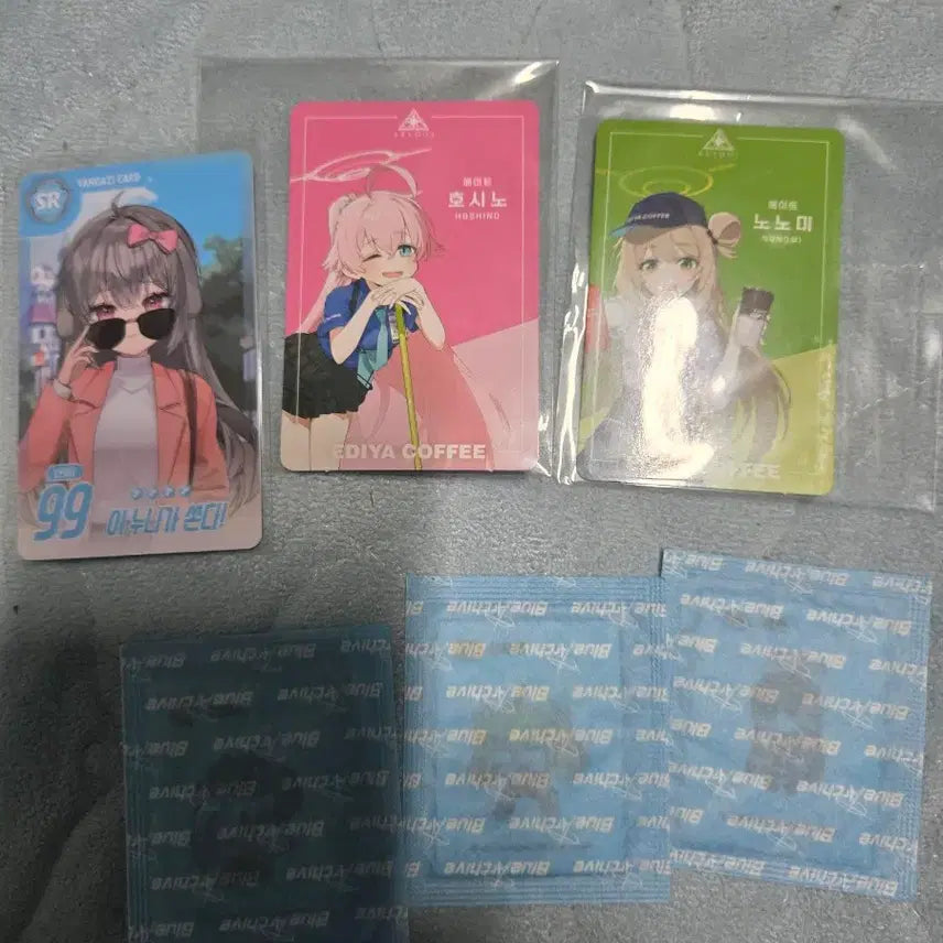[BUNJANG] Yangazi SR99 / 급전)양아지 sr99 블루아카이브 gs25띠부씰 이디야 포토카드 일괄판매