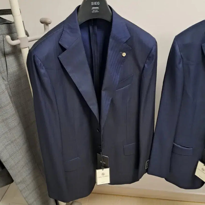[BUNJANG] SIEG Kiton Carlo Barbera Suit / [SIEG] 지이크 키톤 까를로바베라 원단 수트