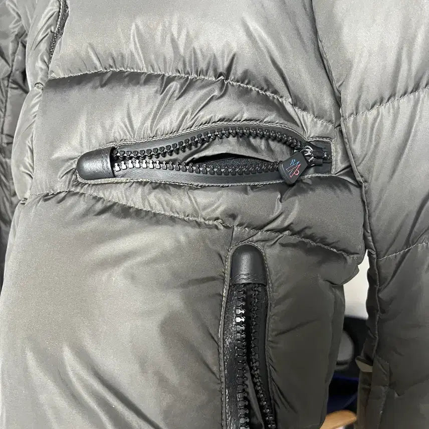 [BUNJANG] Moncler Padded Jacket Size 1 (M) / 몽클레어 패딩 1사이즈 95(m)