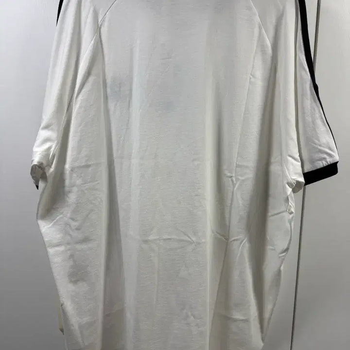 [BUNJANG] Adidas Classic Three-Stripes T-Shirt / (새상품)시카고에서 구매 아디다스 클래식 삼선 티셔츠