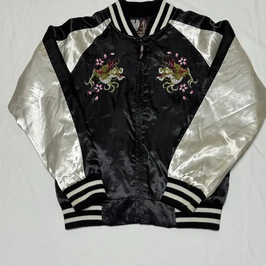 [BUNJANG] Vintage Sukajan Jacket with Dragon Embroidery / 드래곤 엠브로이드 빈티지 스카잔