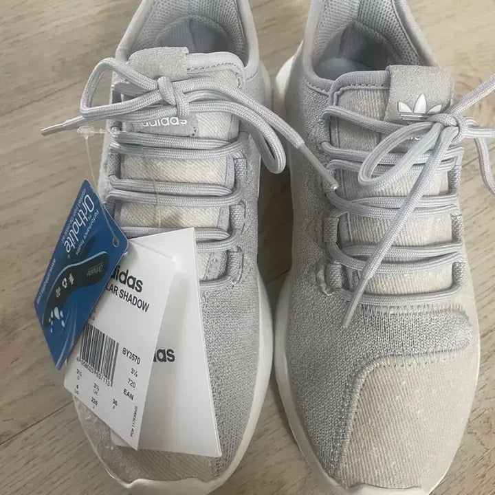 [BUNJANG] Adidas Tubular Shadow BY3570 Sneakers / 새상품 아디다스 튜블라 섀도우 BY3570 220사이즈225가능