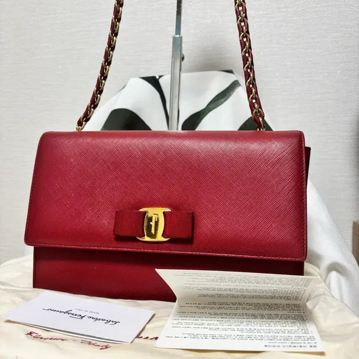 [BUNJANG] Salvatore Ferragamo Chain Wallet Red Full Box / 페라가모 체인 지갑 레드 풀박스
