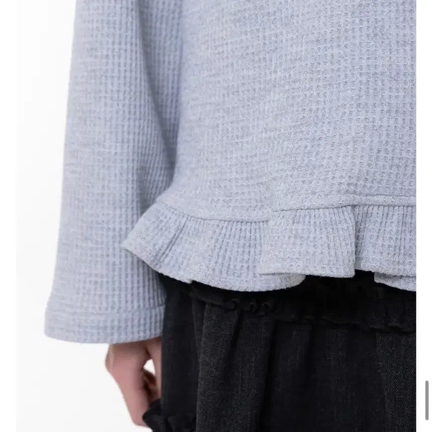 [BUNJANG] naaieen Double Button Frill Cardigan Gray / 나이엔 naaieen 더블버튼 프릴 가디건 그레이