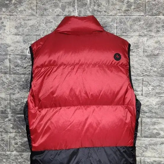 [SOLD OUT] 마모트 레드/블랙 구스경량 패딩 조끼90