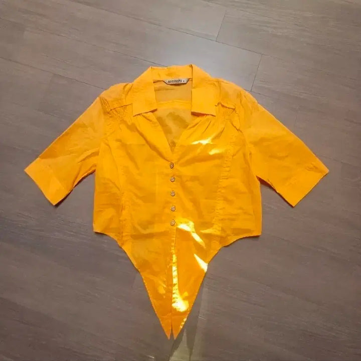 [BUNJANG] BANG BANG Orange Short Sleeve Blouse / BANG BANG 주황색 반팔 블라우스