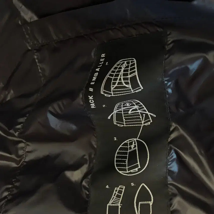 [BUNJANG] Canada Goose Croft S Padded Jacket / 캐나다구스 크로프톤 S