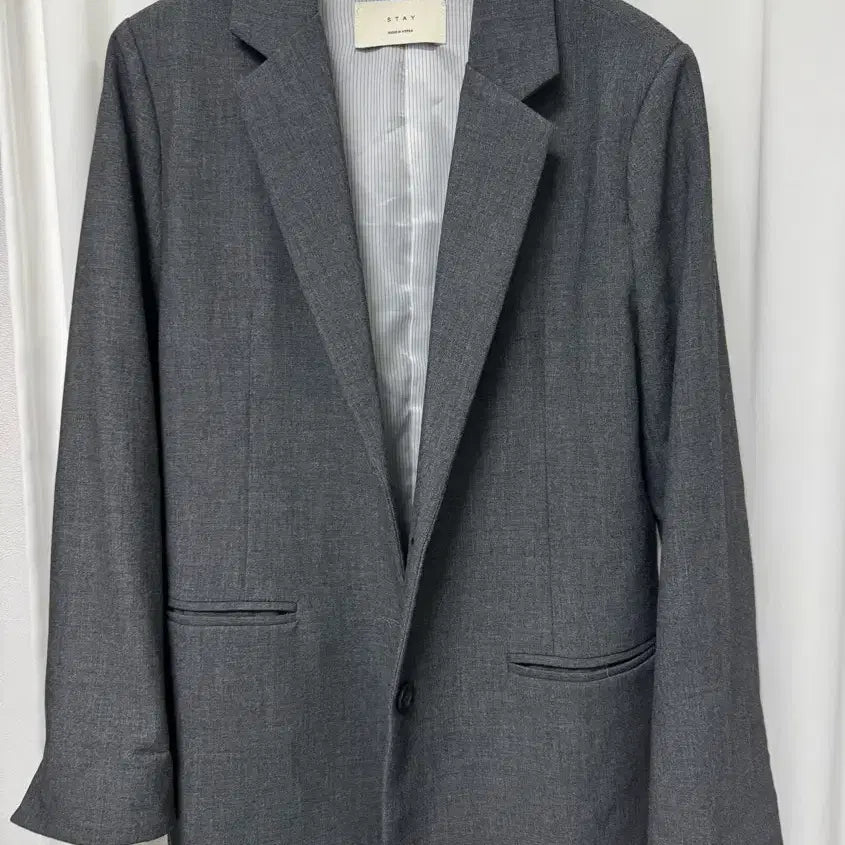 [SOLD OUT] 그레이 블레이저 여성 자켓