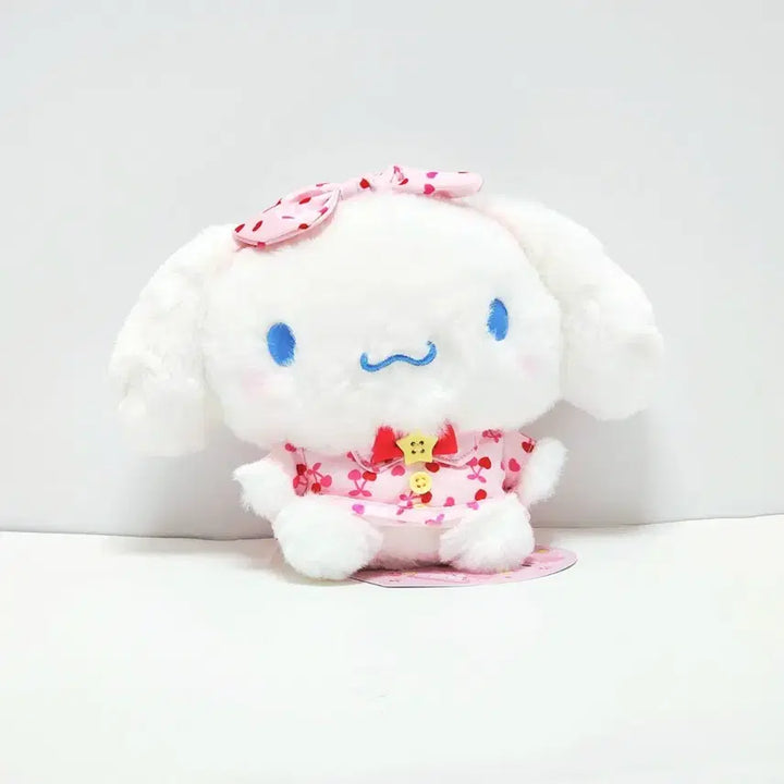 [BUNJANG] Sanrio Cinnamoroll Hotel Series Medium Plush / 일본정품)산리오 시나모롤 호캉스 시리즈 중형 인형_시나몬롤 M사이즈 누이