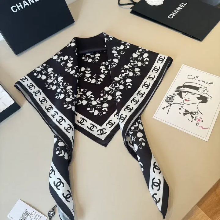 [BUNJANG] Chanel Black Logo Scarf / 샤넬 블랙 스카프