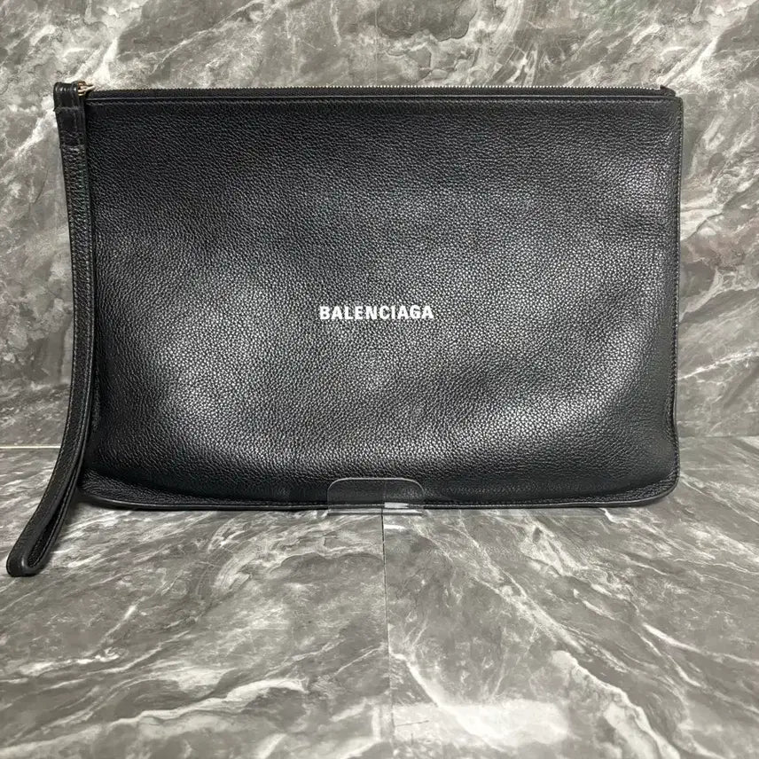 [SOLD OUT] 발렌시아가 로고 레더 가죽 클러치