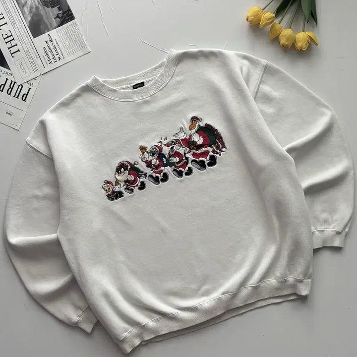 [BUNJANG] Warner Bros. Looney Tunes Christmas Vintage Sweatshirt / 워너브라더스 루니툰 크리스마스 빈티지 맨투맨