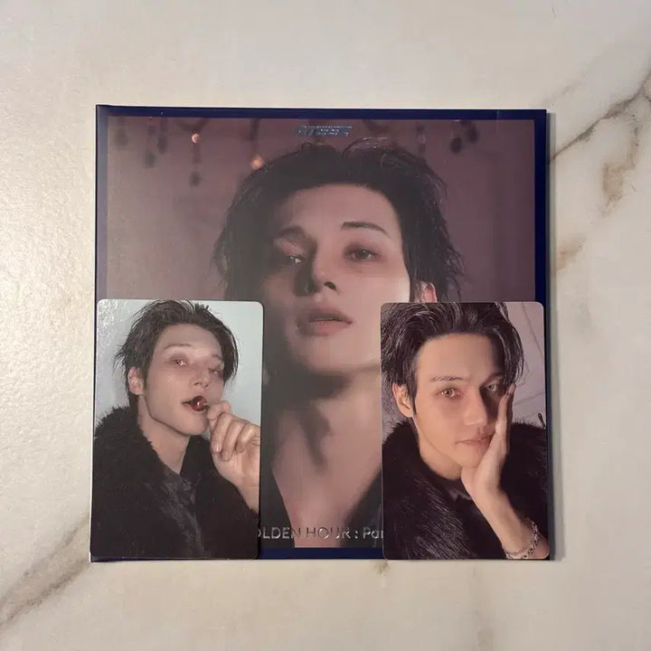 [BUNJANG] ATEEZ Wooyoung Golden Hour: Part 1 Cherry Photocard + Digipack Album / 에이티즈 우영 골든아워4 체리 포카+디지팩 앨범 풀구성